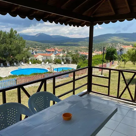 Superb Flat With Shared Pool In Cesme Appartement *