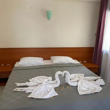 Superb Flat With Shared Pool In Cesme *